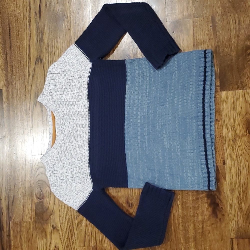 Boys Tommy Bahama gray & blue crew neck sweater size M(7/8)
